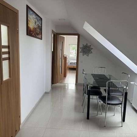 Apartamenty P7 เจียร์ซอร์นูฟ ภายนอก รูปภาพ