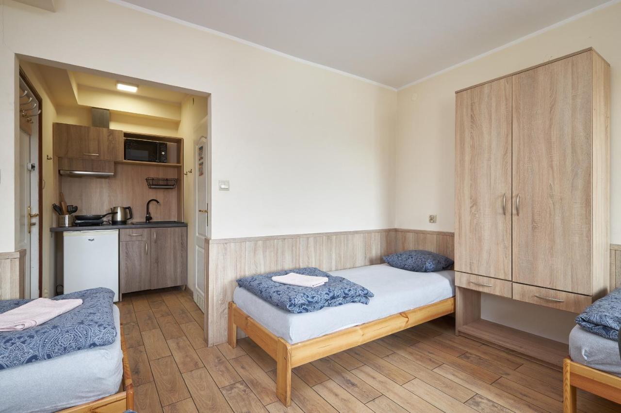 Apartamenty P7 เจียร์ซอร์นูฟ ภายนอก รูปภาพ