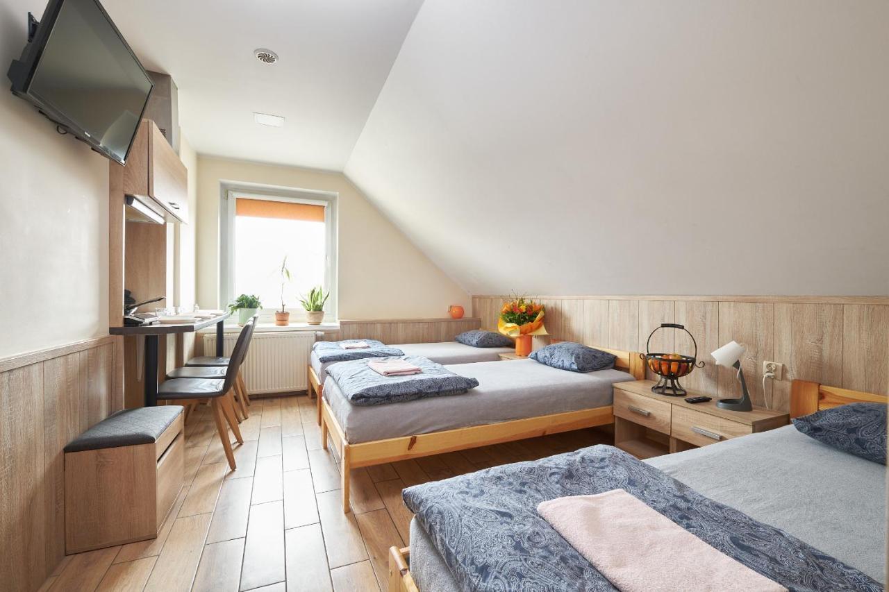 Apartamenty P7 เจียร์ซอร์นูฟ ภายนอก รูปภาพ
