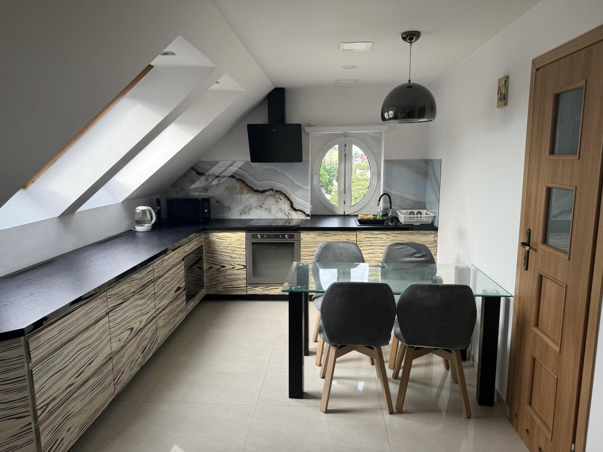 Apartamenty P7 เจียร์ซอร์นูฟ ภายนอก รูปภาพ